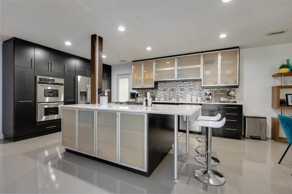 Uf Sunshine House - Patio & Bbq - Chef Kitchen - Ev Car Station - Upscale Neighborhood! Vila Gainesville Exterior foto